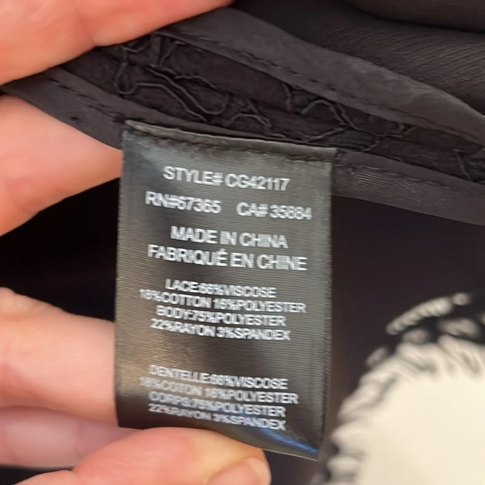 NWT Cupcakes and Cashmere Black Lace Tess Blazer Size Small - Picture 8 of 9